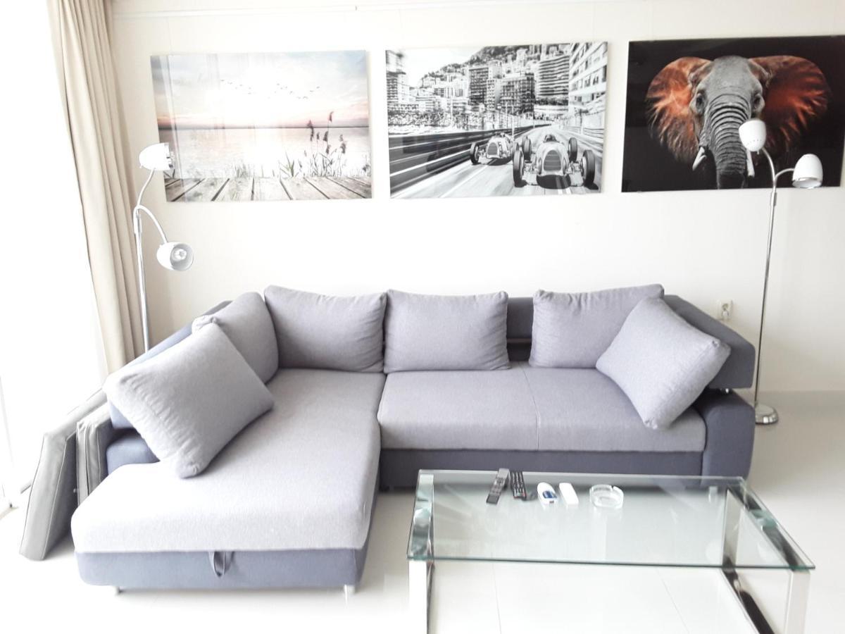 Front Port Line Sleeps 6 Apartment Marbella Exterior photo